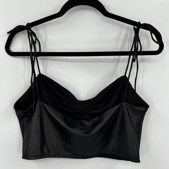 🆕 NWOT Superdown Revolve Cameron Tie Strap Crop Top Black Ruched Tank Top Large - Picture 9 of 16